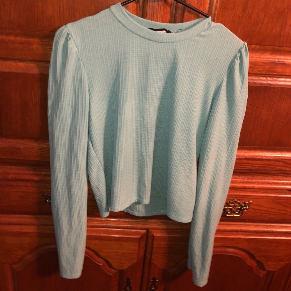 Cropped long sleeve